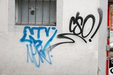 tags_graffiti_1